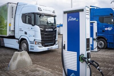 Aral ladestation charging station e lkw electric truck megawatt mcs min