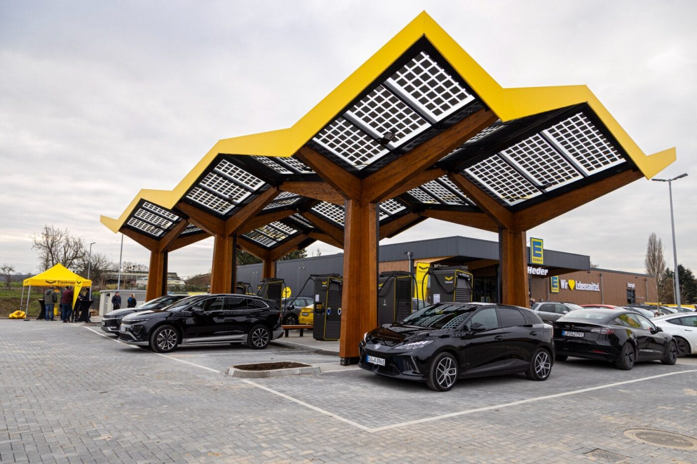 Fastned ladestation charging station buederich