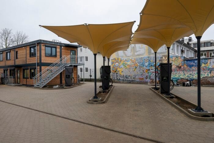 Hamburger hochbahn ad hub fuer alike projekt und holon urban