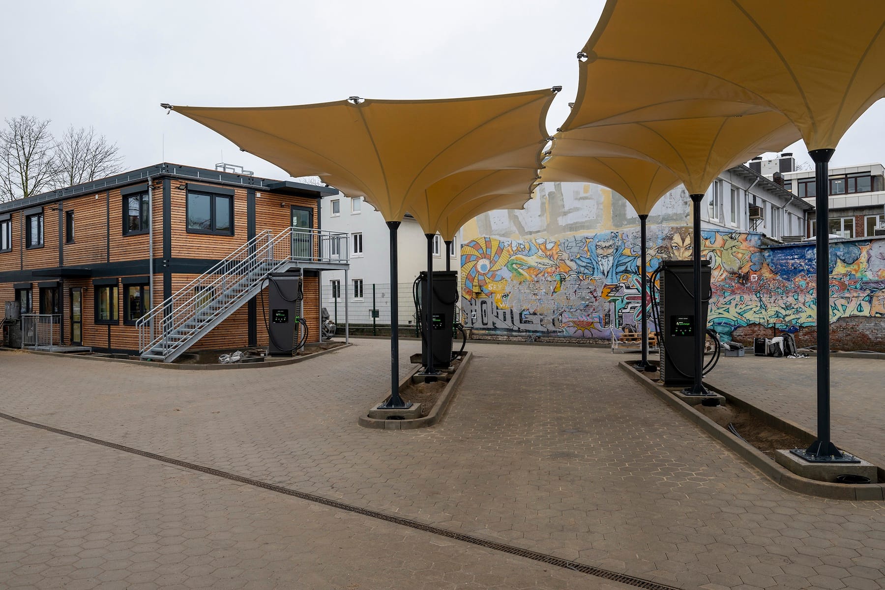 ALIKE-Projekt-Betriebshof-f-r-autonome-Holon-Shuttles-in-Hamburg-ist-fertig