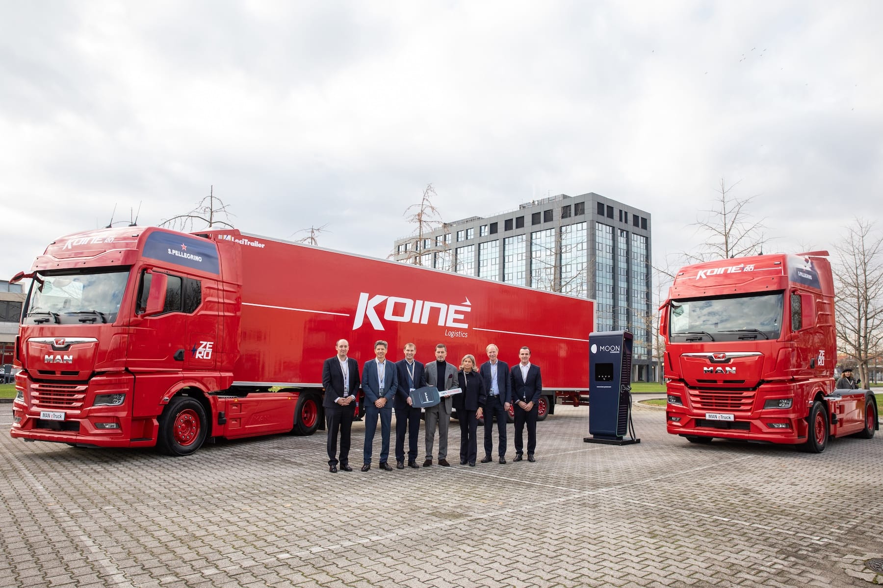 Zwei-MAN-eTGX-f-r-die-Logistik-von-Sanpellegrino