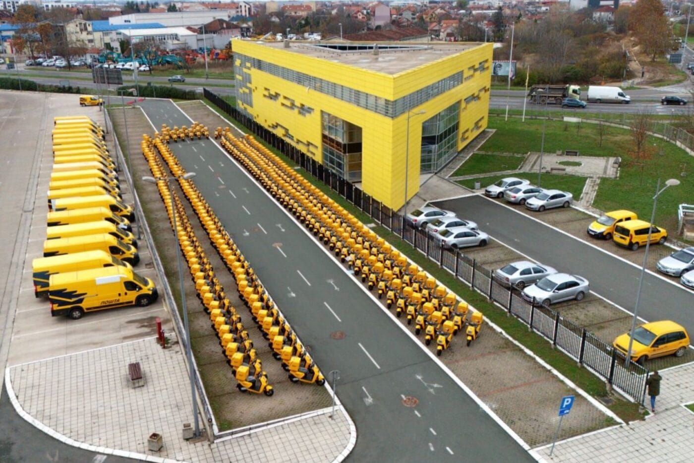 Posta srbije e roller electric scooter serbien serbia