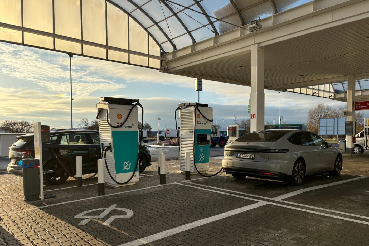 Shell ladestation charging station hohenwarsleben min