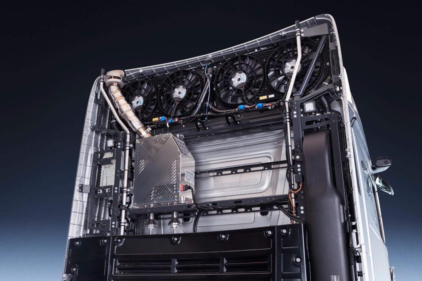 Daimler truck mercedes benz nextgenh2 brennstoffzellen lkw fuel cell truck wasserstoff hydrogen