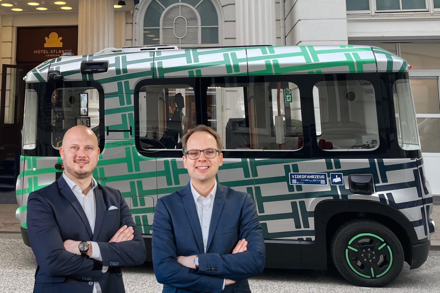 Autonome-Shuttles-Holon-verst-rkt-sein-F-hrungsteam