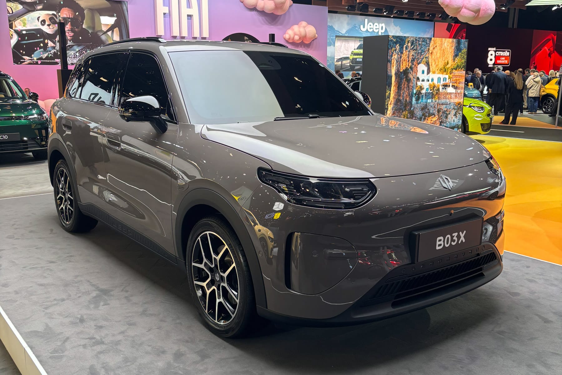 Leapmotor-B03X-feiert-Europa-Premiere