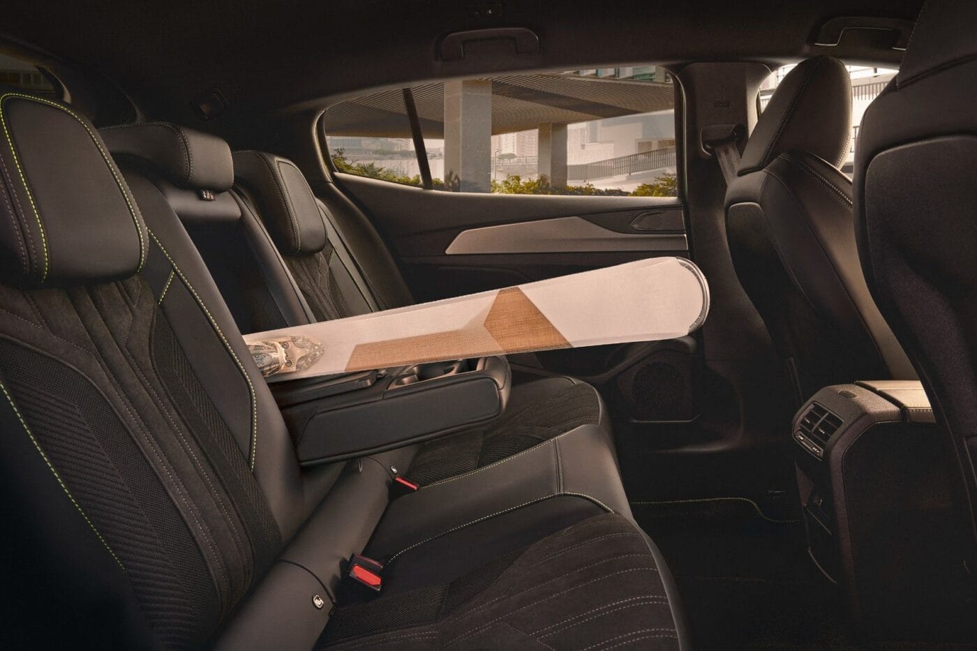 Peugeot e facelift min