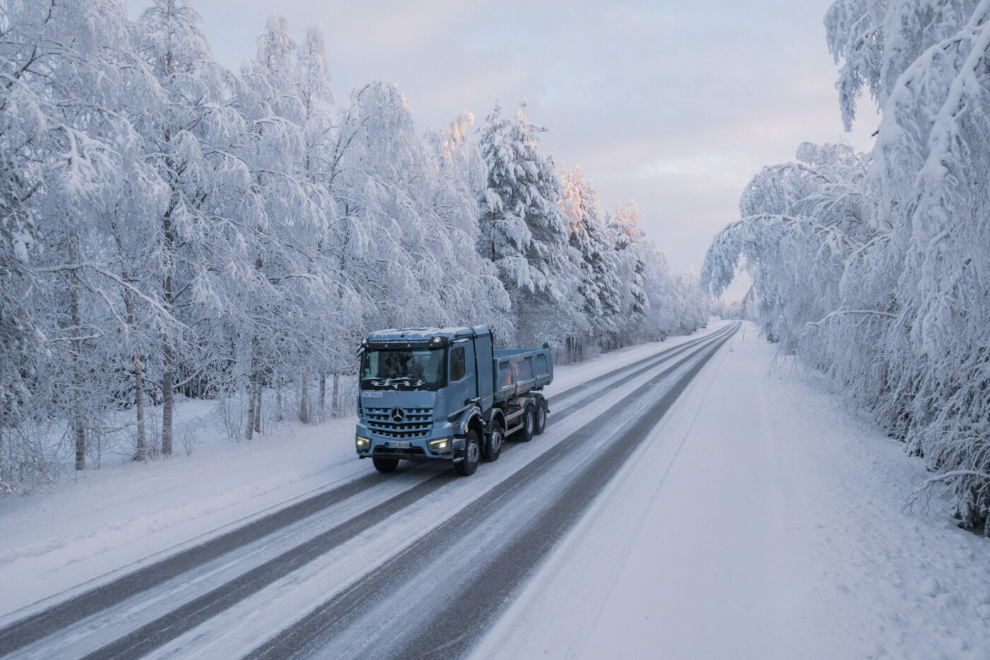 Daimler truck earocs winter test