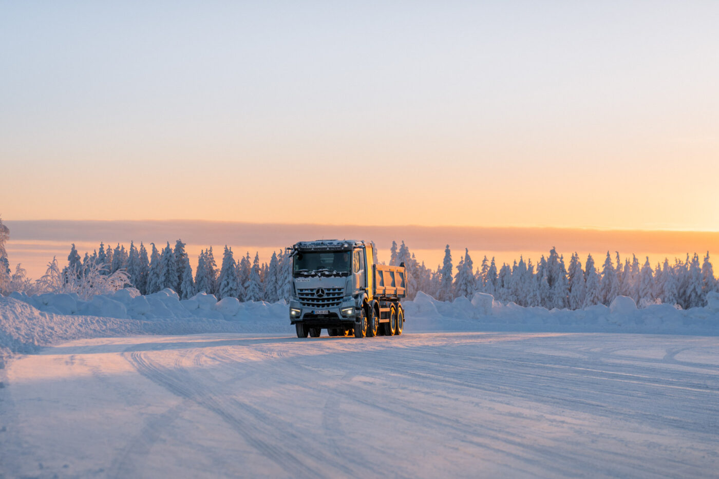 Daimler truck earocs winter test