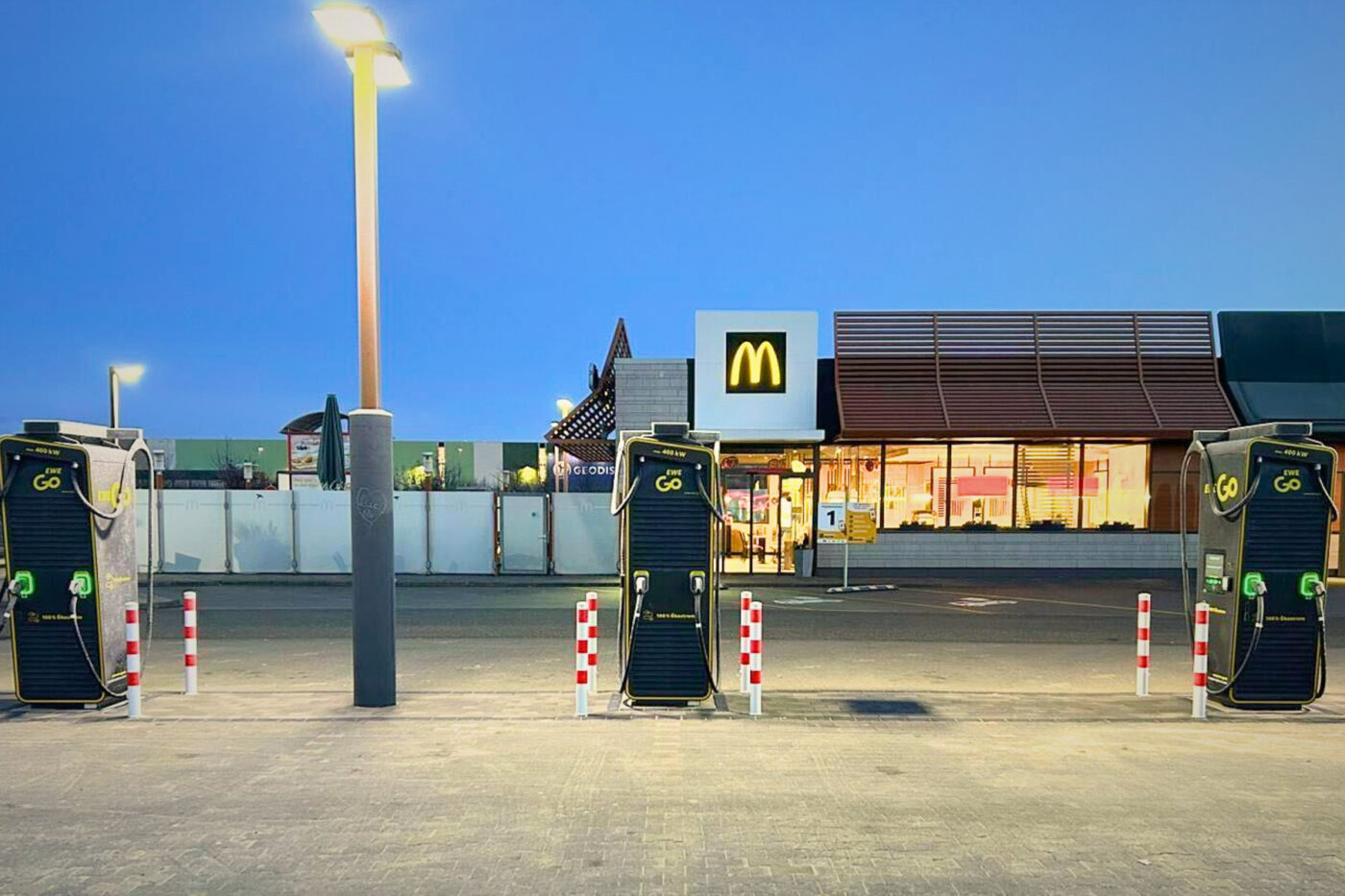 Ewe go ladestation dc hpc wulmstorf mcdonalds