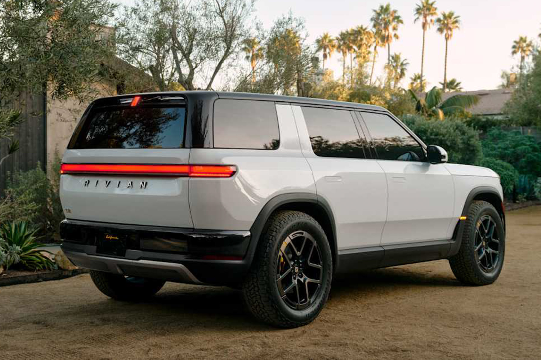 Trotz-R2-Start-Rivian-entl-sst-Hunderte-von-Mitarbeitern