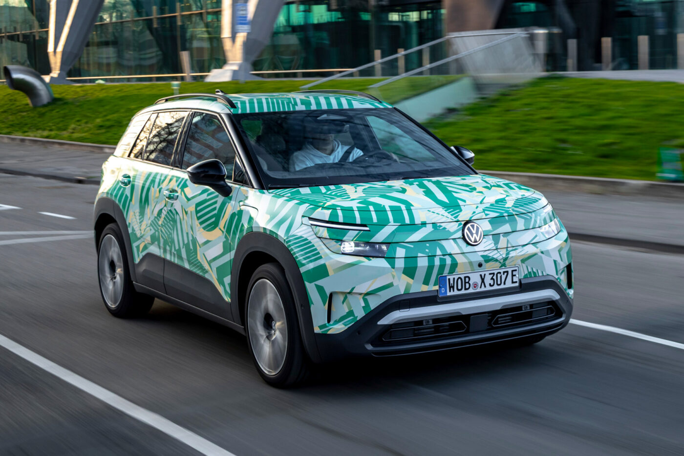 Vw id cross covered drive