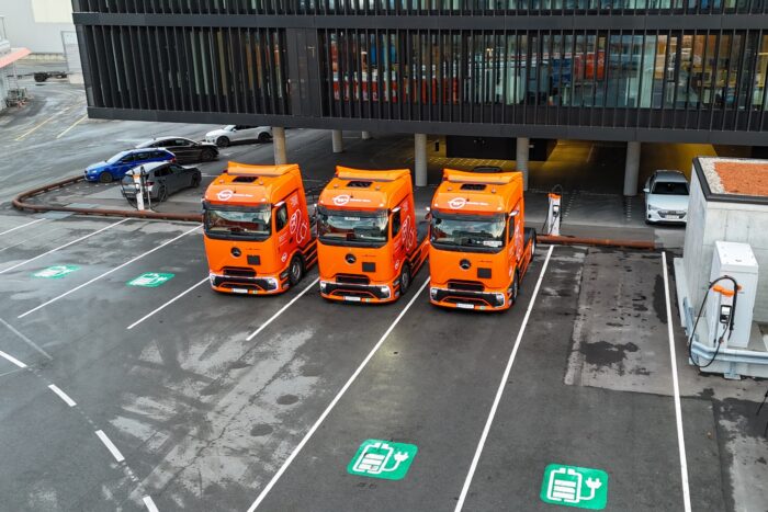 Gebrueder weiss e lkw mercedes eactros oesterreich