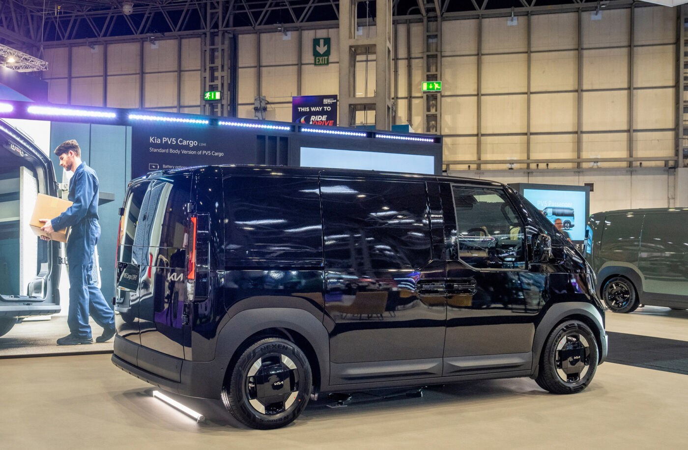 Kia pv5 cargo l1h1