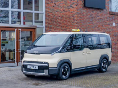 Kia pv5 taxi intax
