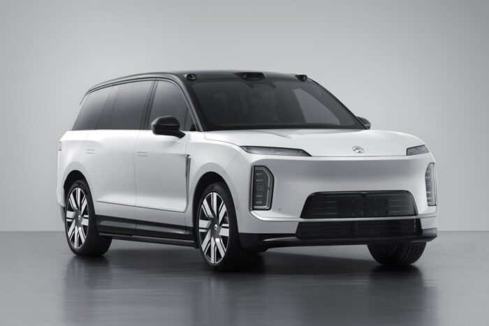 Nio es9