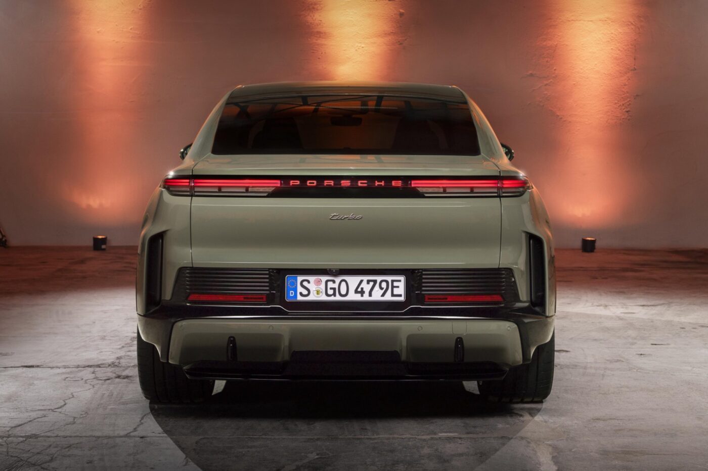 Porsche cayenne coupe electric