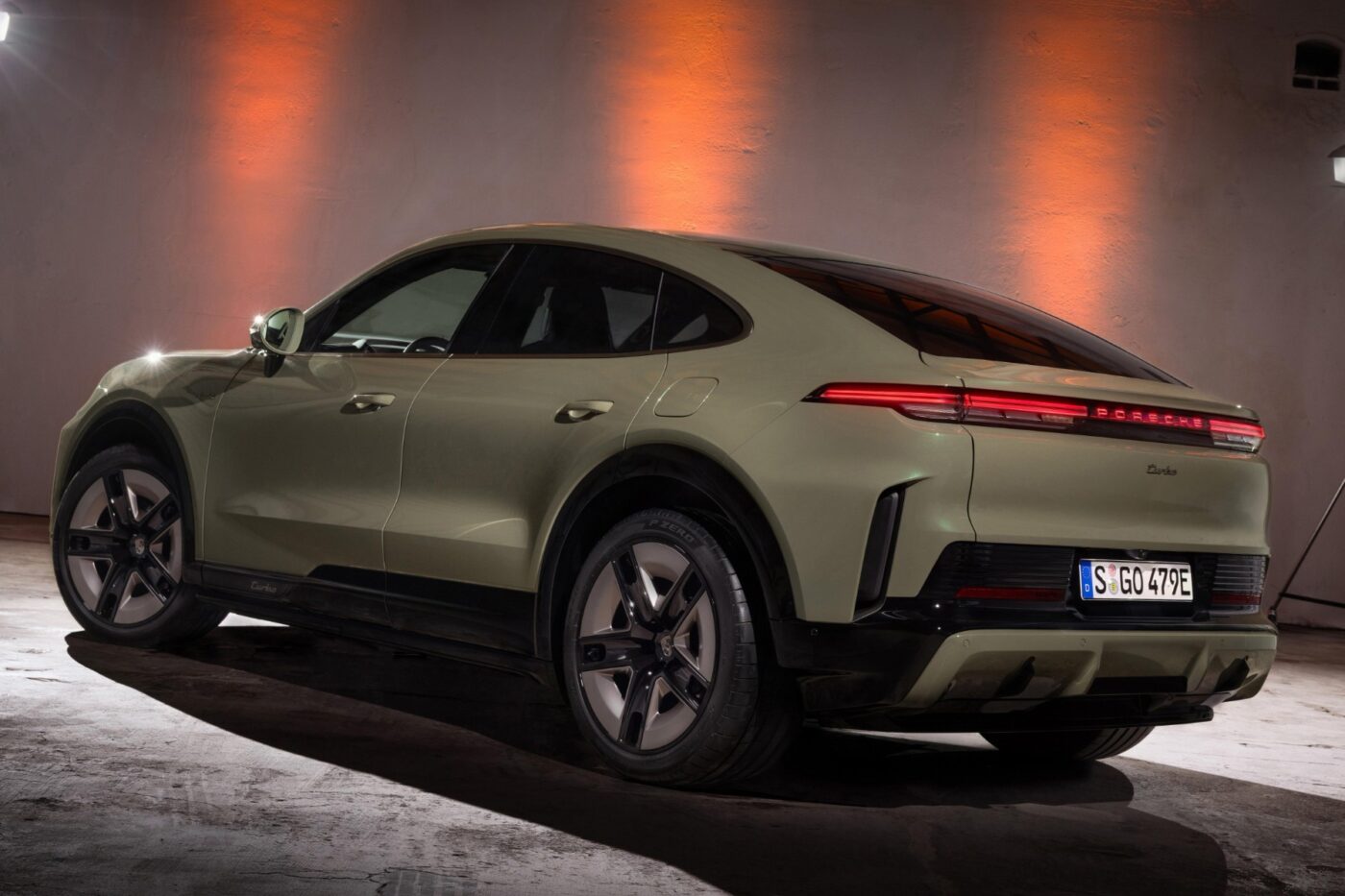 Porsche cayenne coupe electric