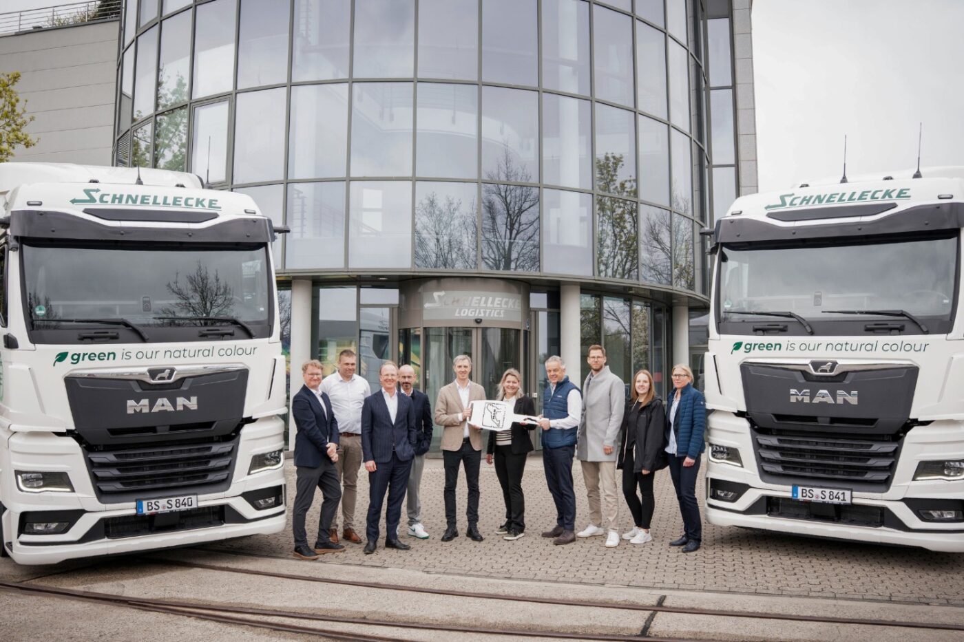 Schnellecke logistics e lkw man etgx