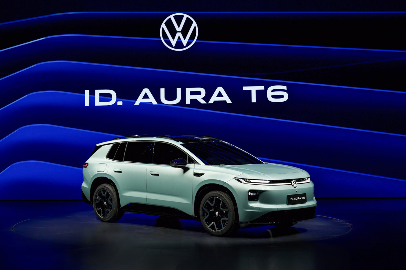 Volkswagen group night auto china id aura t6