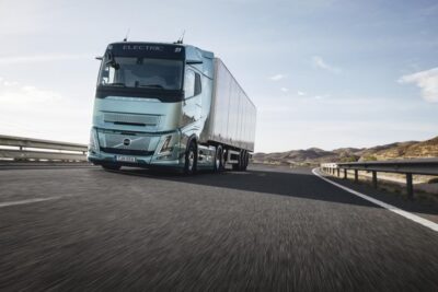 Volvo trucks fh aero electric