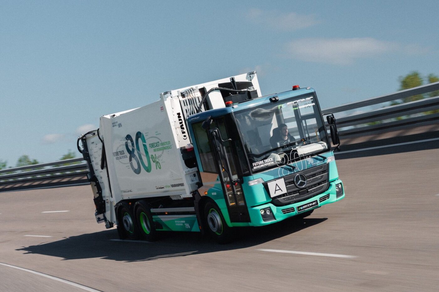 Daimler truck mercedes benz reeconic min