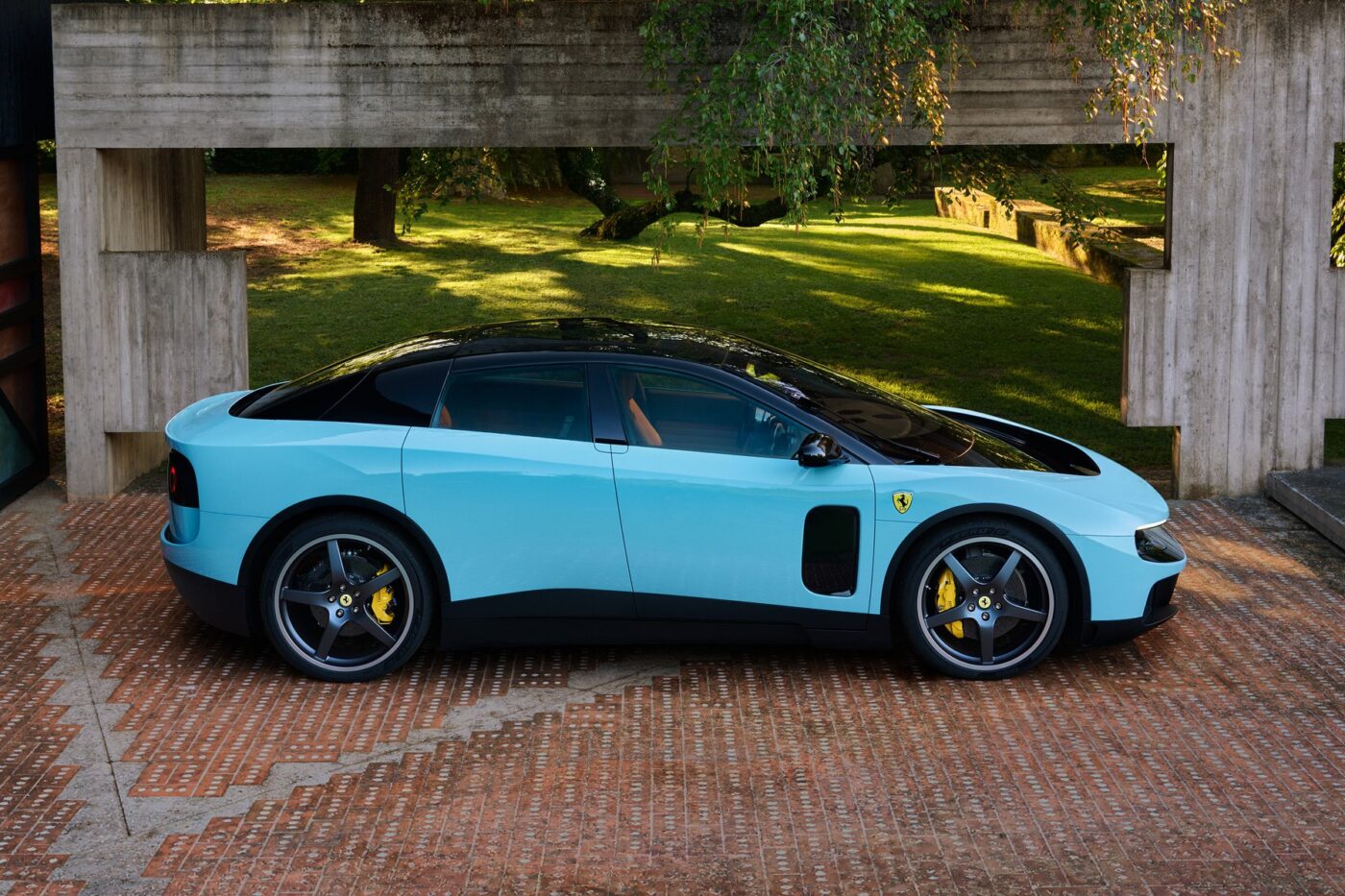 Ferrari luce
