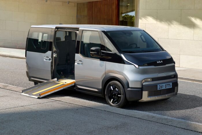 Kia pv5 wav rollstuhltauglicher e van