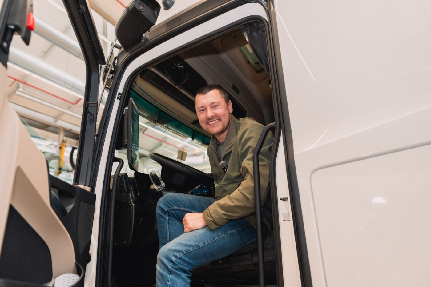 Mercedes benz trucks eactros tobias wagner