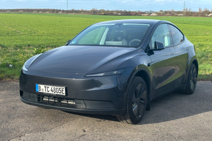 Tesla model y standard