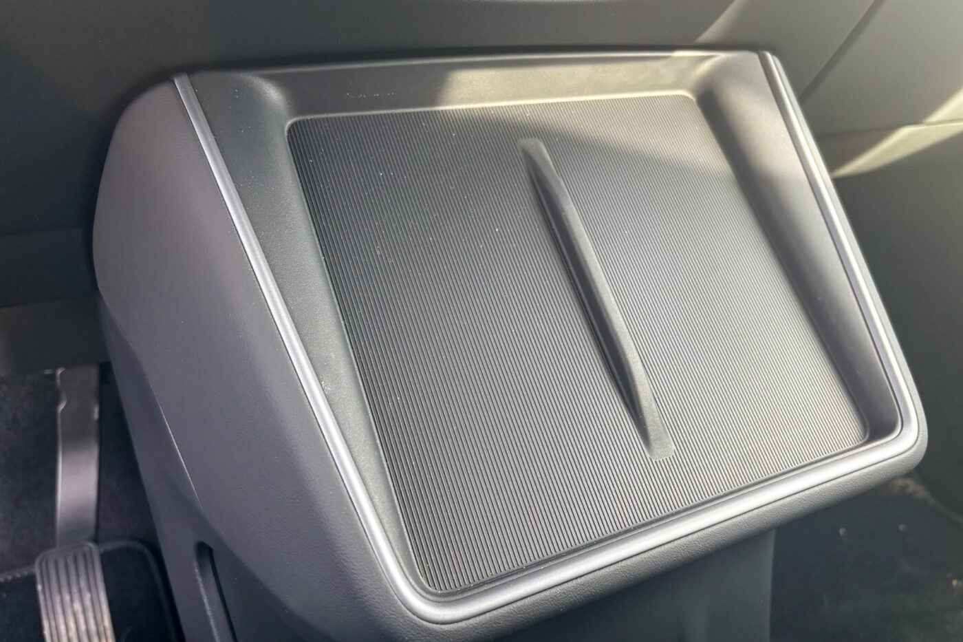 Tesla model y standard