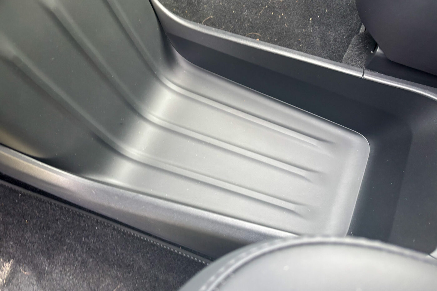 Tesla model y standard
