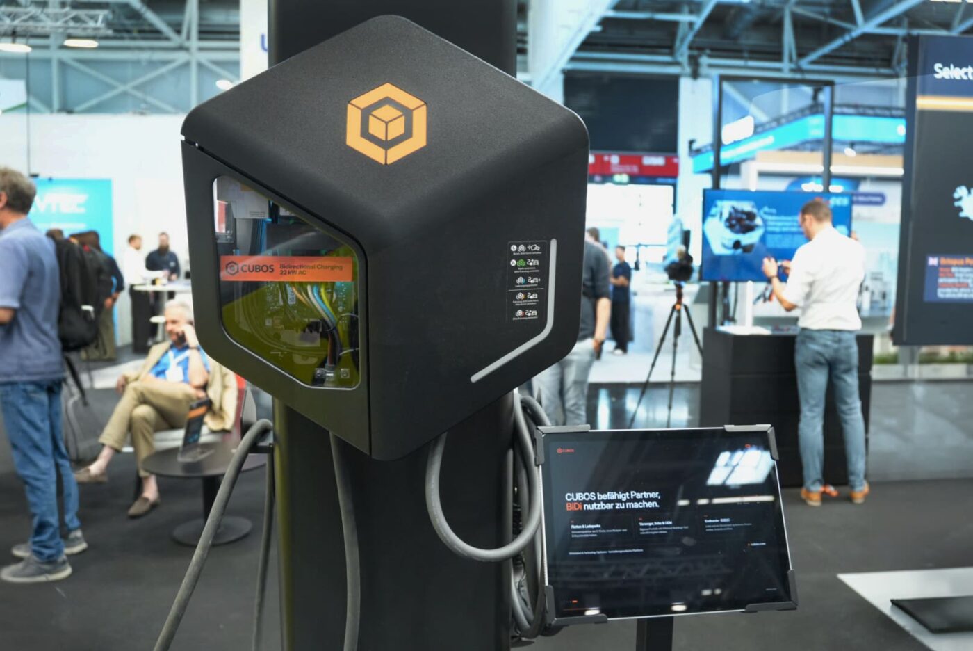 Cubos power2drive ac wallbox umruestung bidirektionales laden