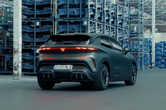 Cupra raval vz produktion martorell spanisches kennzeichen spanien