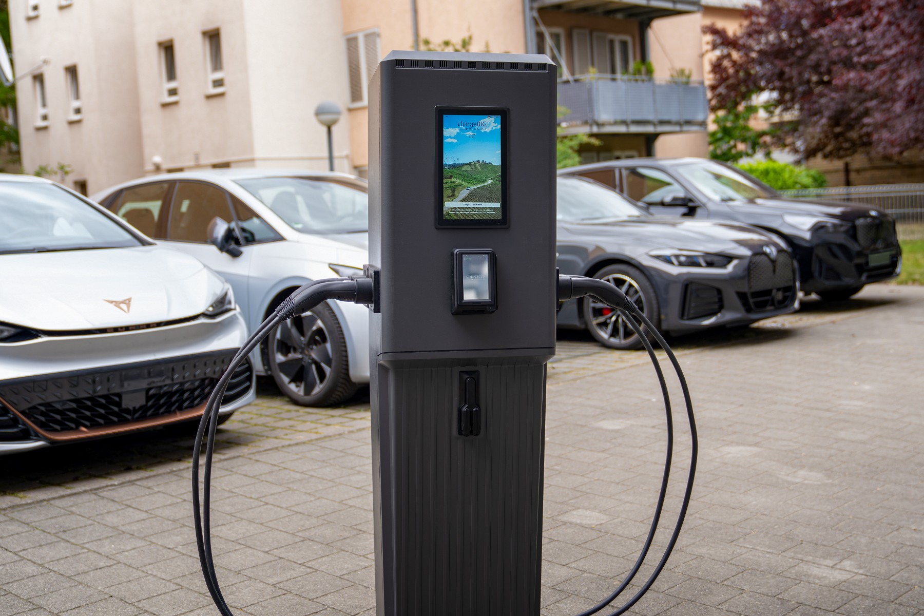 Mahle-chargeBIG-pr-sentiert-neue-AC-Ladestation-mit-vier-Ladepunkten