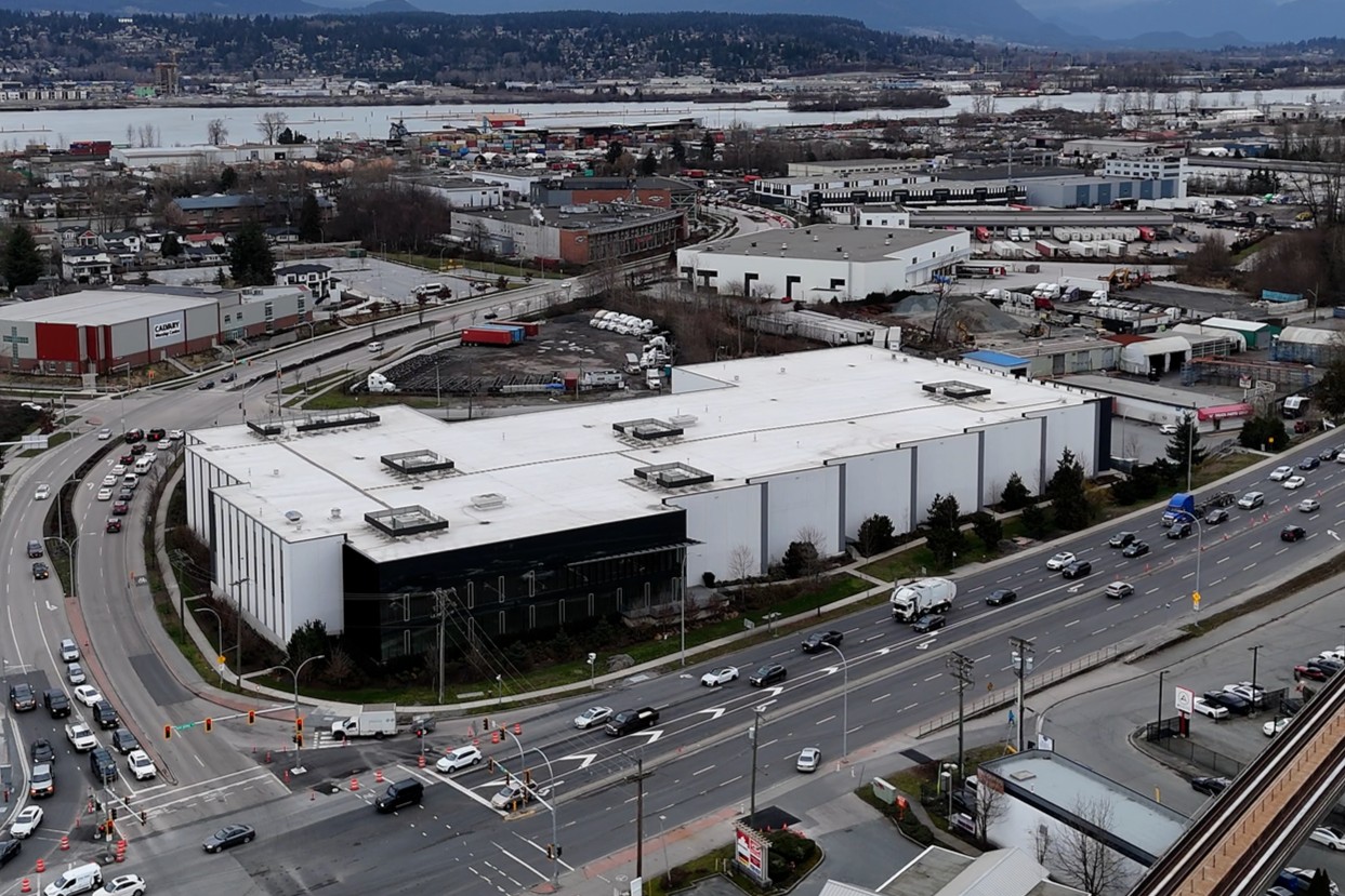 Moment-Energy-er-ffnet-neue-Second-Life-Anlage-in-Vancouver