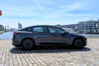 Tesla model fahrbericht christoph m schwarzer