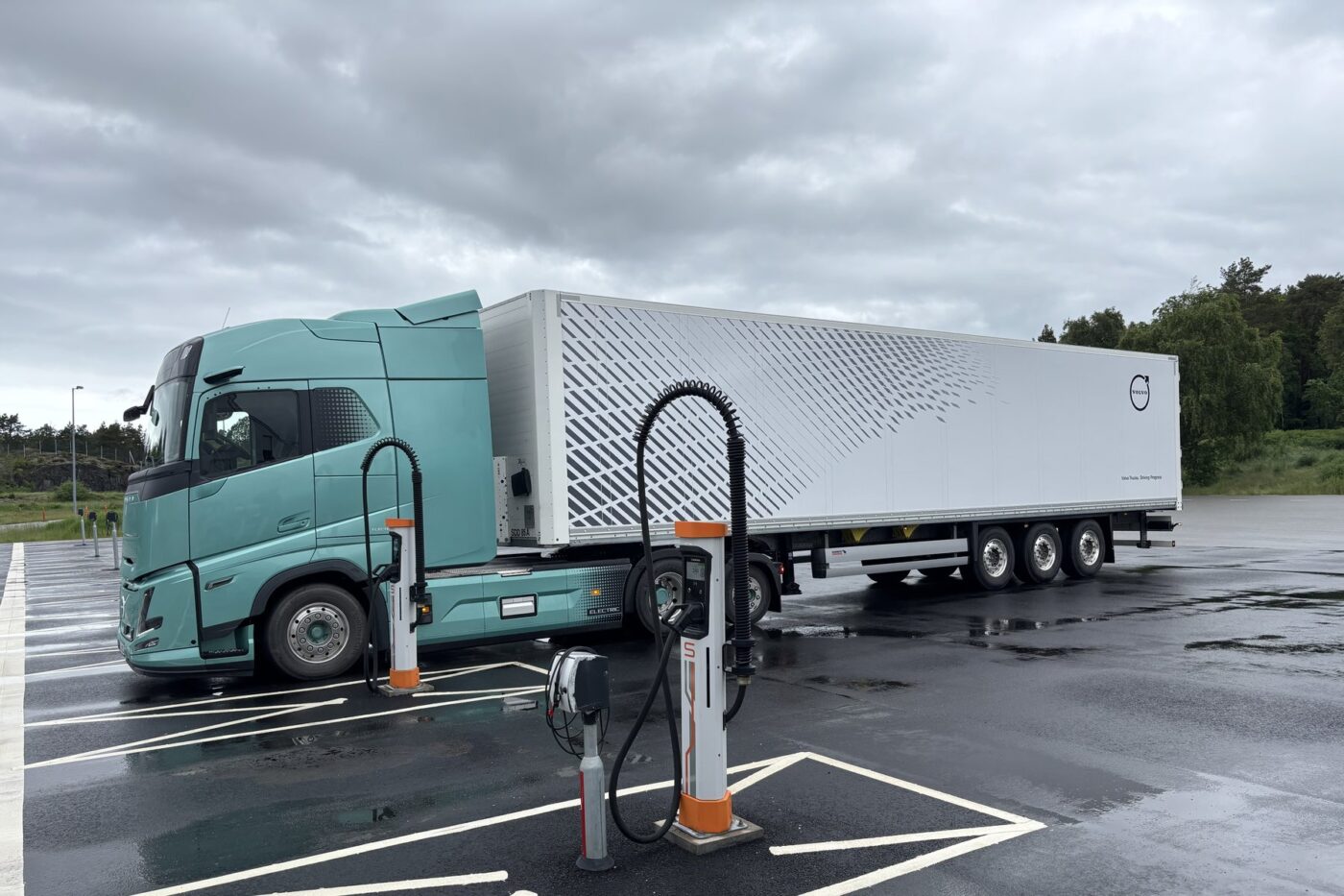 Volvo trucks e lkw zweite generation goeteborg schweden