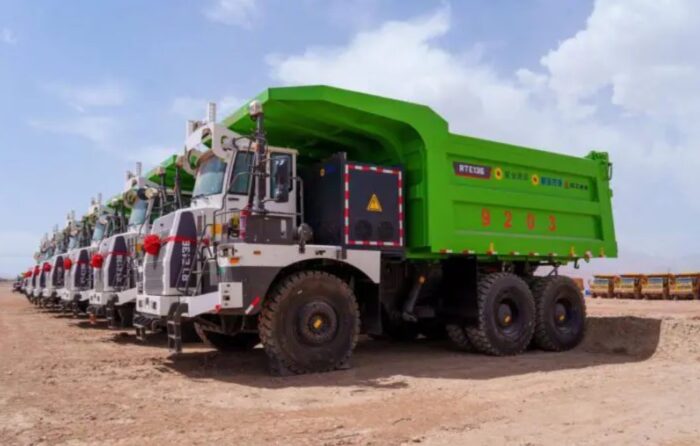 Zijin mining group elektischer muldenkipper flottenfahrzeug
